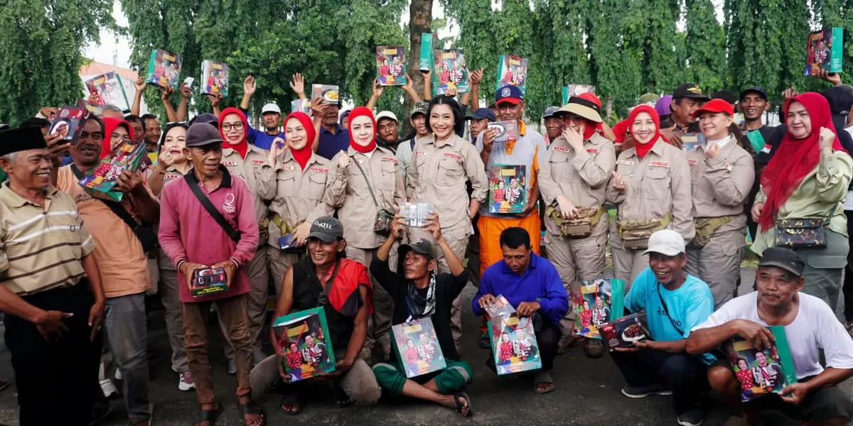 Perempuan Laju Perkasa Gelar Bakti Sosial untuk Petugas Pemakaman di TPU Malaka 2